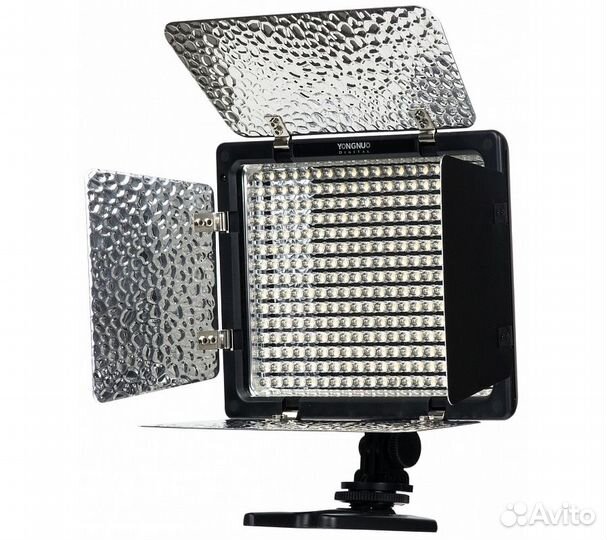 Накамерный свет светодиодный Yongnuo YN-300 II LED