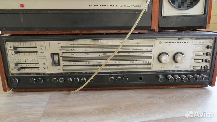 Радиола Элегия 102