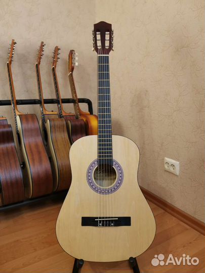 Классическая гитара Новая