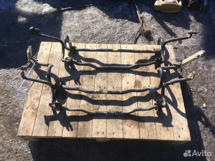 Стабилизатор передний Opel Astra