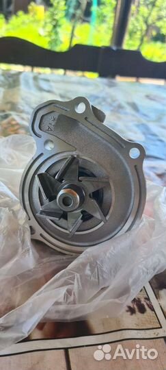 Помпа водяная Ниссан