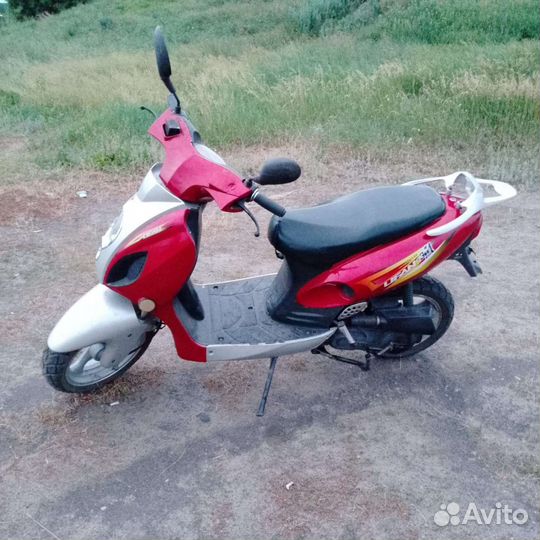 Продаётся скутер
