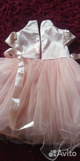 Нарядное платье