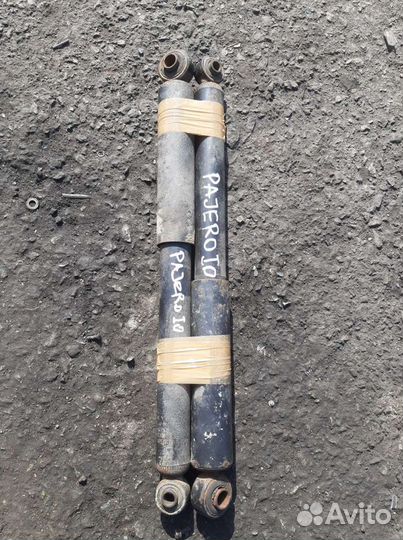 Задние стойки Mitsubishi Pajero io