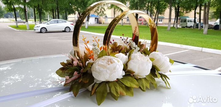 Свадебные украшения на машину