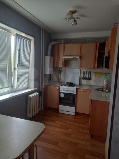 2-к. квартира, 42 м², 3/5 эт.