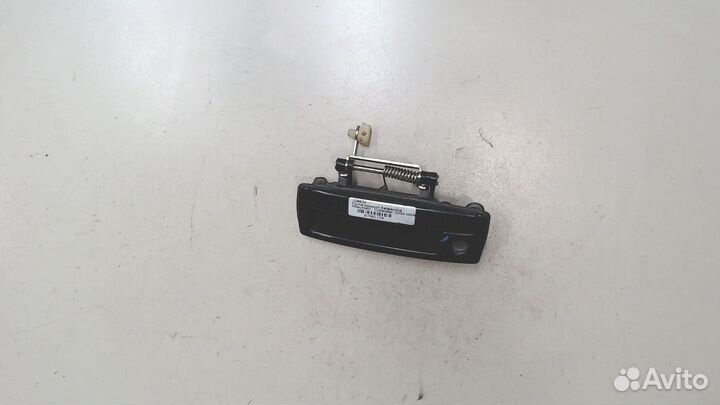 Ручка крышки багажника Mitsubishi Outlander, 2003