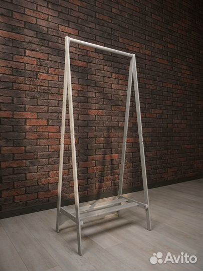 Вешалка Лофт из натурального дерева