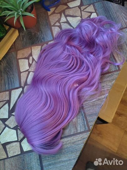 Парик красивого цвета. Новый, волнистый