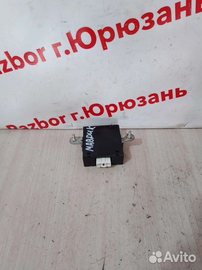 Блок управления раздатки Ford Maverick