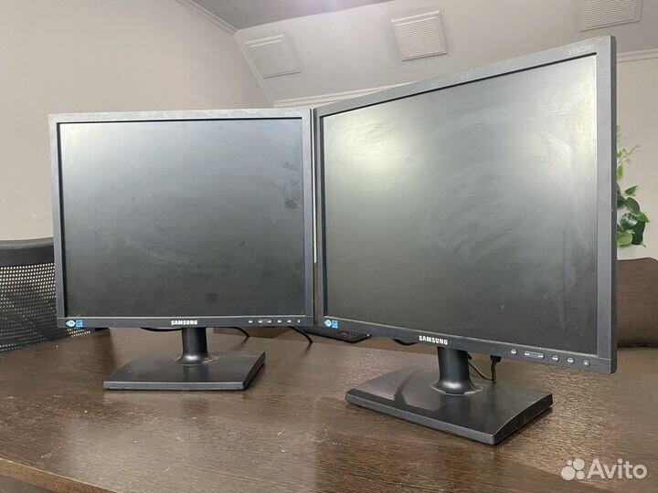 Монитор 19 дюймов бу