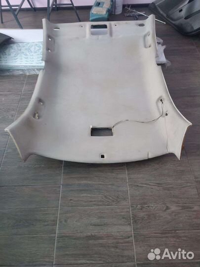 Потолок Тoyota Аvensis Т250