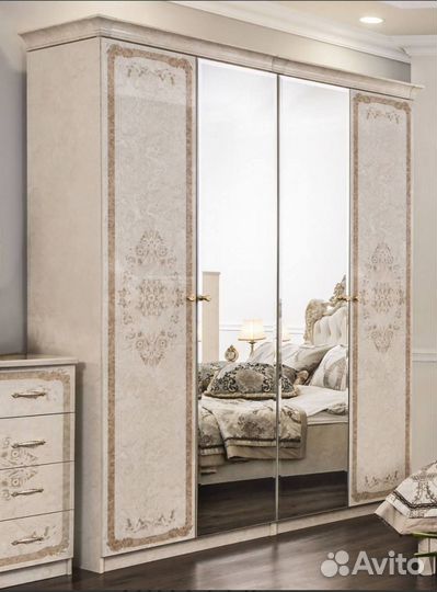 Спальный гарнитур «Патрисия»