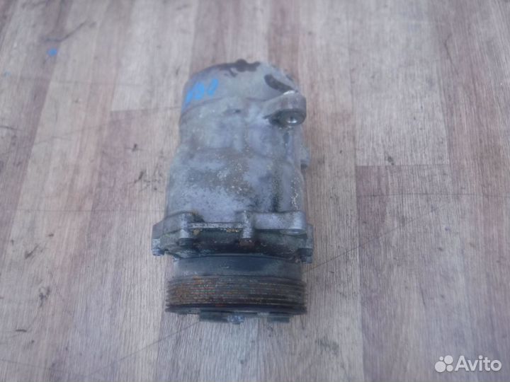 Компрессор кондиционера №60 Skoda Octavia Tour