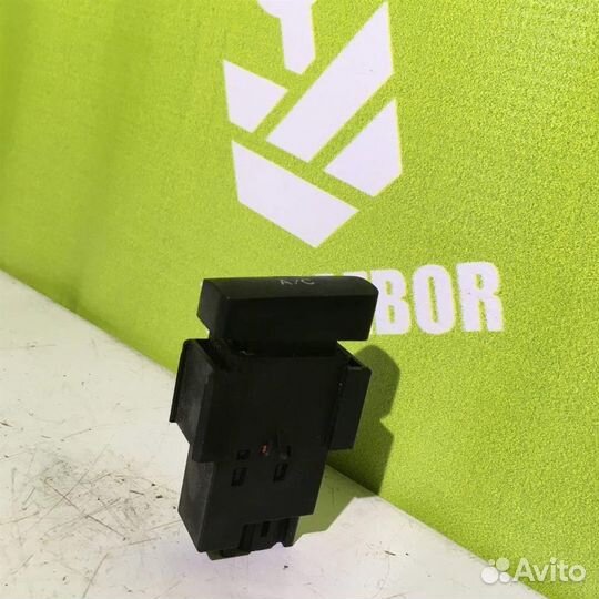 Кнопка кондиционера Тойота Королла Е120