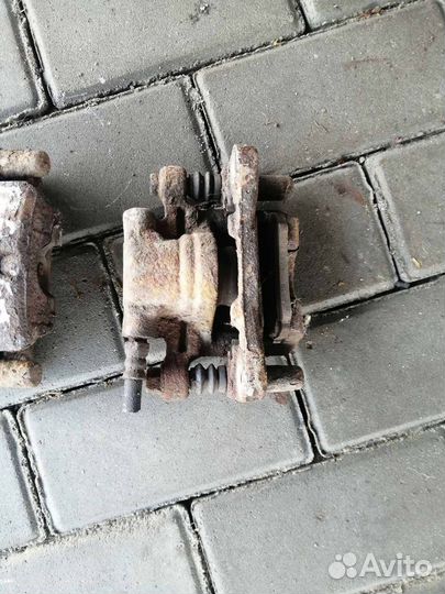 Суппорт Задний Митсубиси Лансер 10