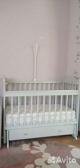 Кровать с матрасом,балдахином, бортиками