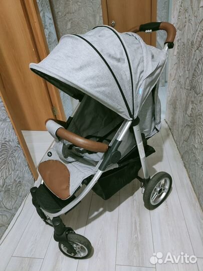 Коляска прогулочная всесезонная nuovita corso