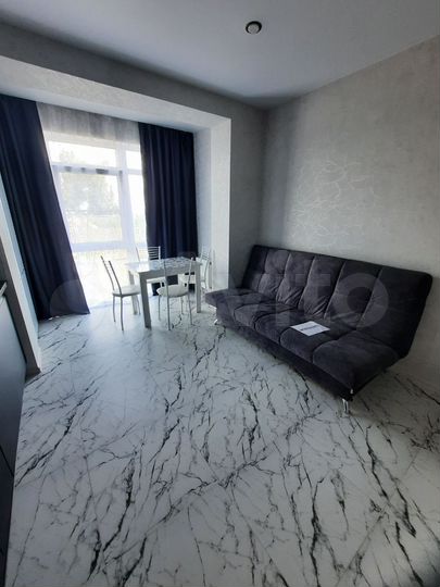 1-к. квартира, 40 м², 1/8 эт.