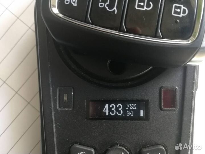 Cмарт ключ Hyundai Хёндэ 95440-S2000 Santa FE 2019