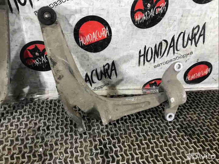 Рычаг передний правый Honda Civic