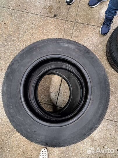 Bridgestone Alenza 001 215/65 R16 98H