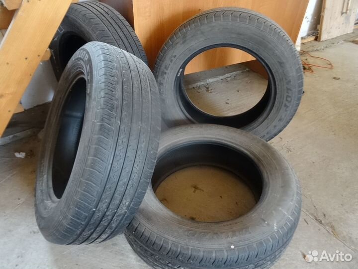 Dunlop SP LT 30 225/65 R17 102H