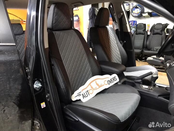 Чехлы на Тойота Рав 4 из Экокожи Ромб Автопилот