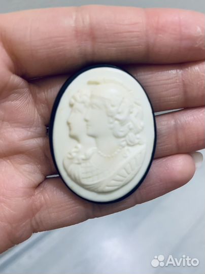 Брошь камея СССР Гефест и Афина