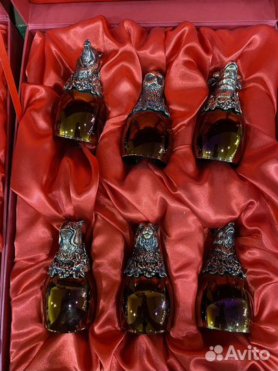 Рюмки, бокалы, пивные кружки, коньячные бокалы