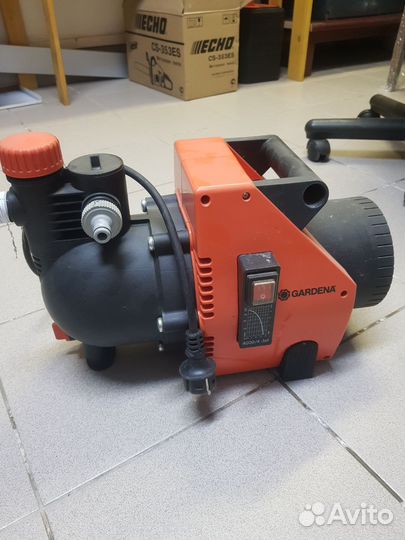 Насос садовый Gardena 4000/4