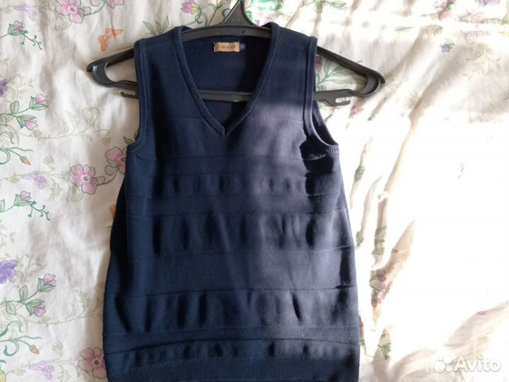 Жилетка для мальчика 146 школьная