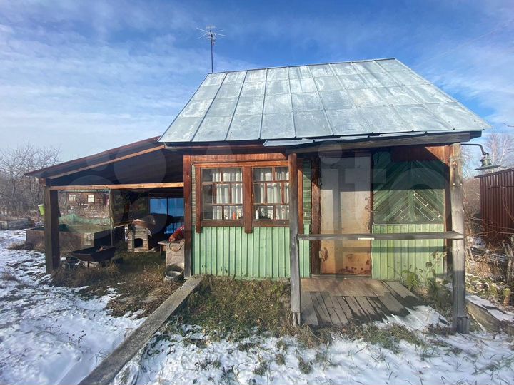 Дача 24 м² на участке 6 сот.