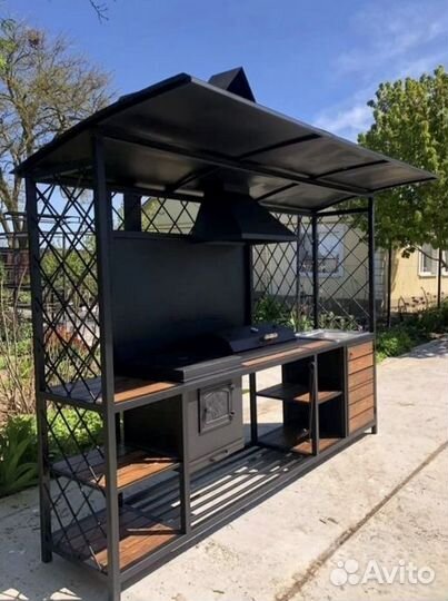 Мангал Loft с крышей и печью