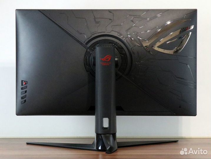 4K монитор Asus ROG swift pg32uq