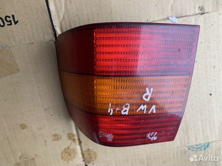 Фонарь правый vw Passat B4 седан