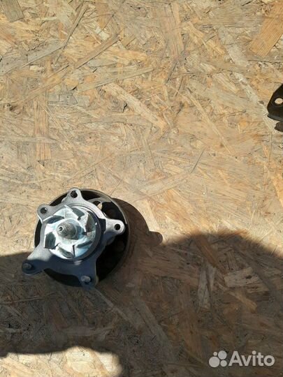 Помпа насос Hyundai Solaris 2