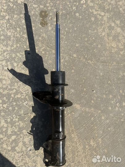 Стойка амортизатора hyundai solaris