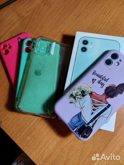 Телефон iPhone 11
