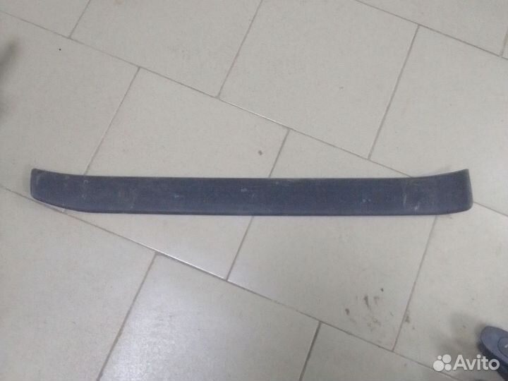 Накладка на порог внутренняя левая Audi A4