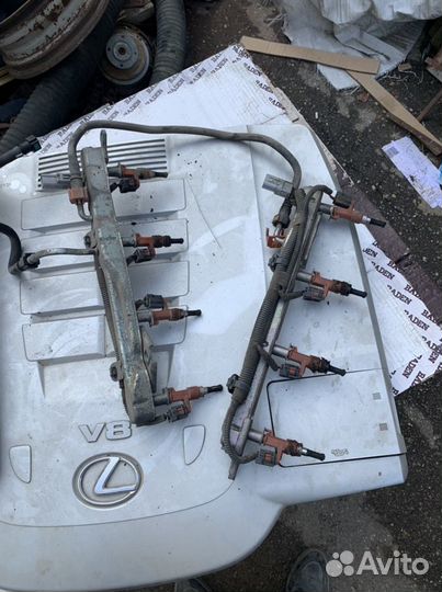 Топливная форсунка Lexus LS 460 1UR-FSE