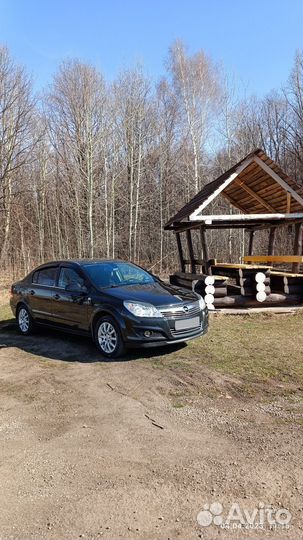 Opel Astra 1.6 МТ, 2013, 160 000 км