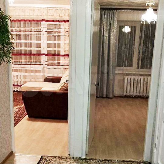 2-к. квартира, 46 м², 1/9 эт.