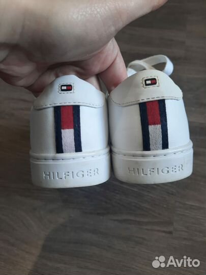 Tommy hilfiger кеды 37