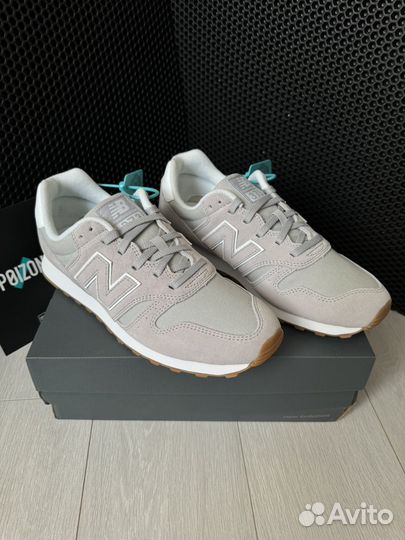 New Balance 373