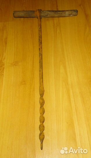 Бурав. Верток. Ручное сверло