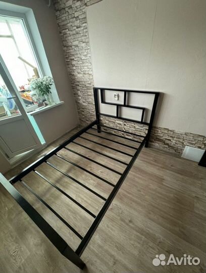 Крoвать металлическая 180х200