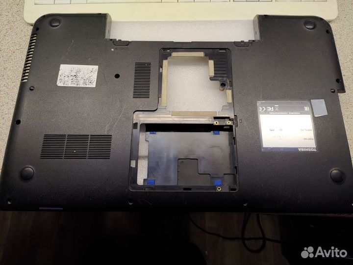 Поддон Toshiba C70