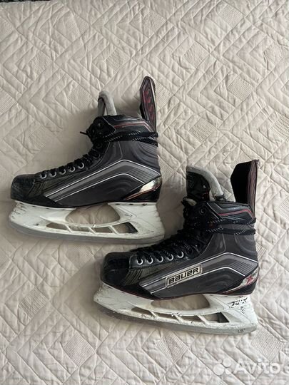 Хоккейные коньки bauer vapor x700