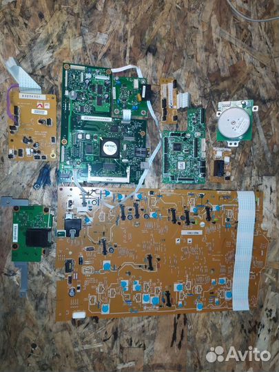 HP CLJ CM2320 мфу на разбор